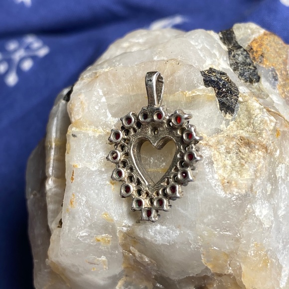 Sterling Silver Gemstone Heart Pendant - Unstamped - Picture 7 of 9